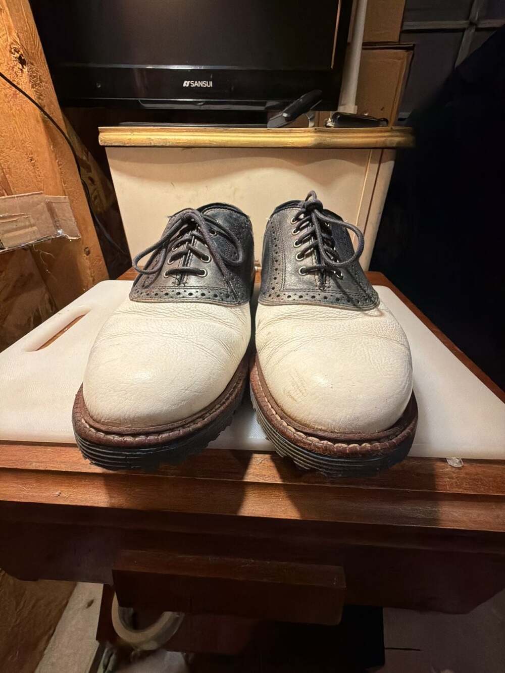 Allen Edmonds Signature Golf Saddle Shoes White and Black Size 9.5 D